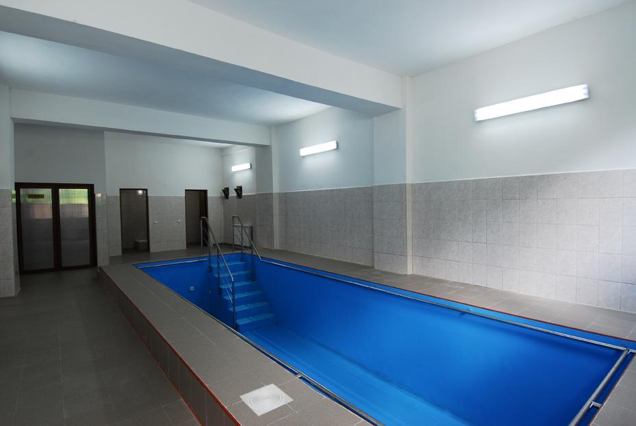Sara'S Sons Hotel Baile Herculane Ngoại thất bức ảnh
